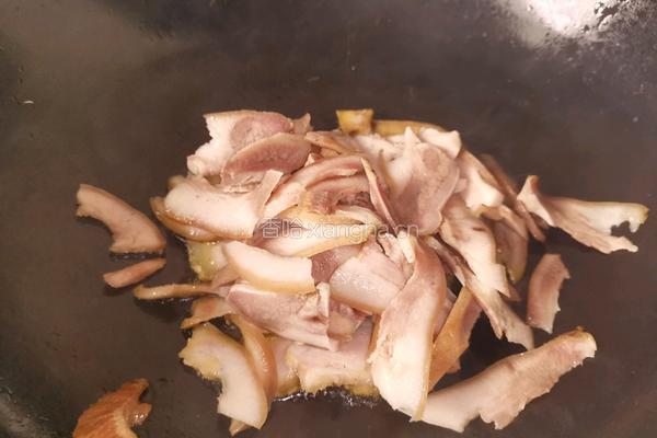 辣椒炒猪嘴肉的做法图解4