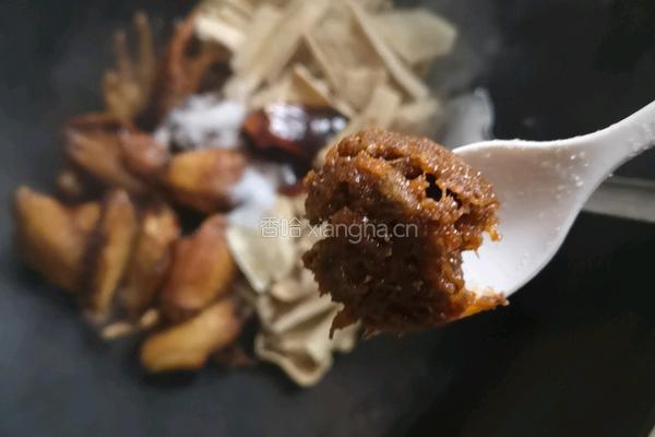 虎皮鸡翅烧腐竹的做法图解14