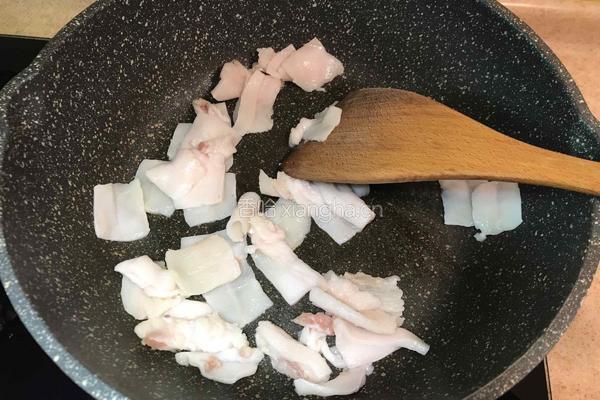 肥膘炒莲藕的做法图解5