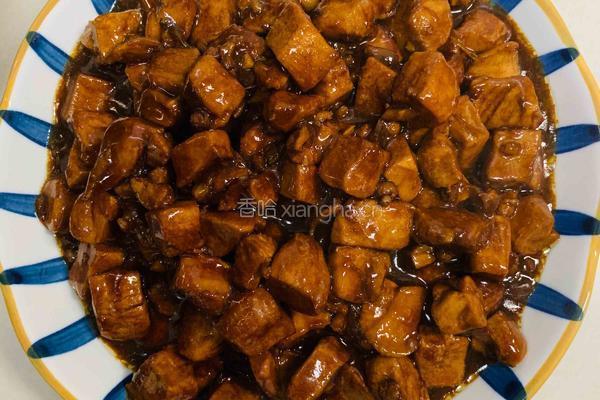酱鸡丁