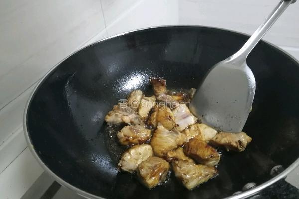 糖醋排骨的做法图解4