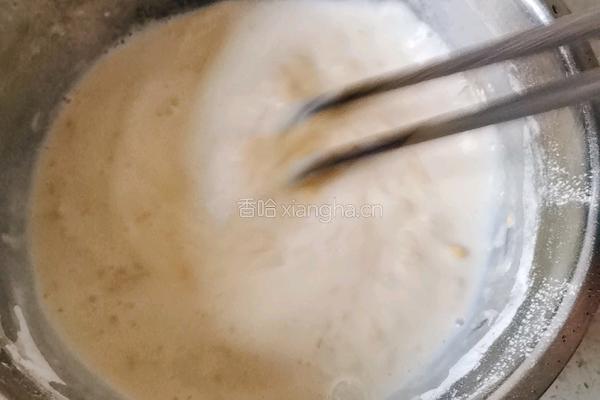草莓黄桃班戟的做法图解8