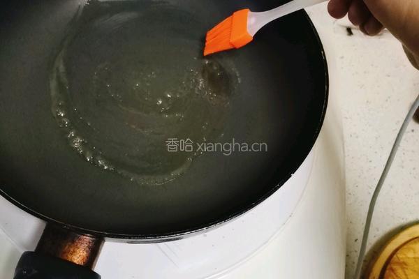 草莓黄桃班戟的做法图解12