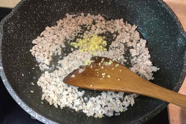 茄汁烂肉豌豆的做法图解7