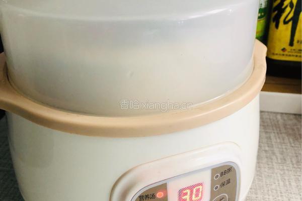 腊肉炖干缸豆的做法图解4