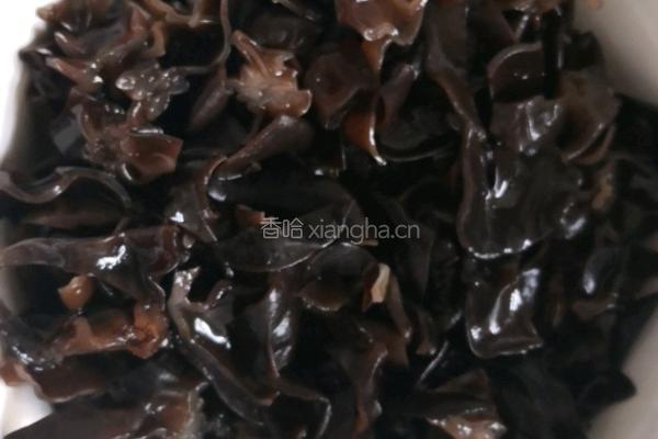 凉拌菠菜木耳的做法图解4