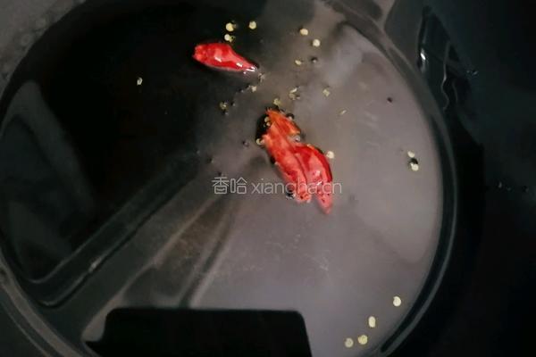 宣威火腿炒饭的做法图解2