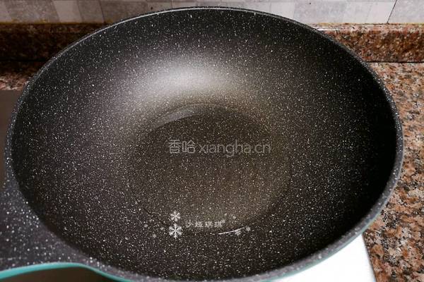 茼蒿炒鸡蛋的做法图解7