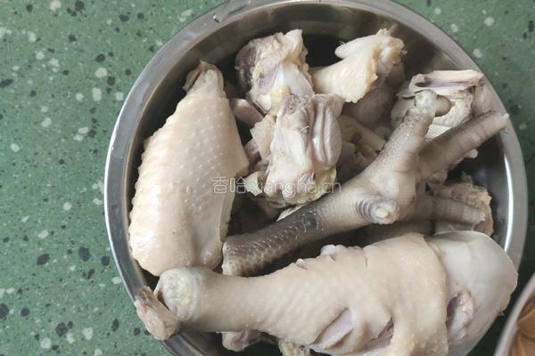 鲍鱼猪肚鸡汤的做法图解2