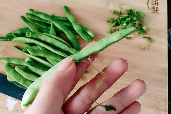 牛腩炒四季豆的做法图解3