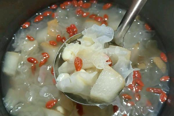 银耳莲子羹的做法图解18