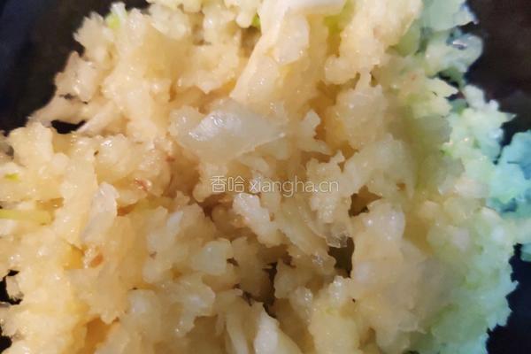 蒜蓉酱的制作的做法图解1