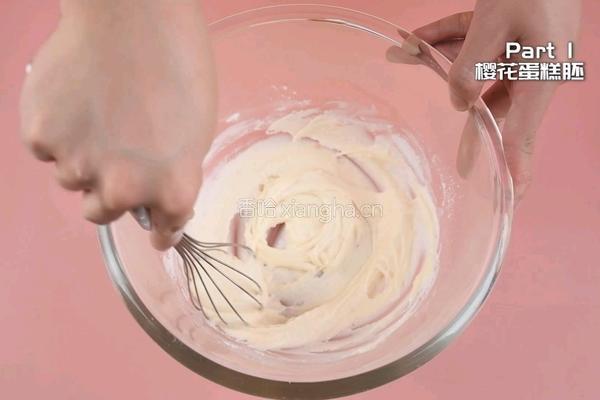 樱花味的爆浆丸子蛋糕秒杀蛋糕店所有甜品的做法图解2