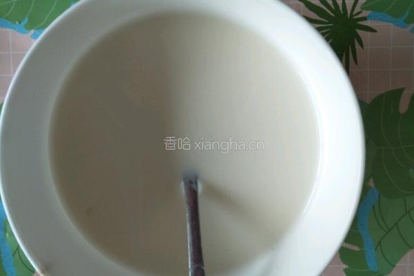 奶茶的做法图解1