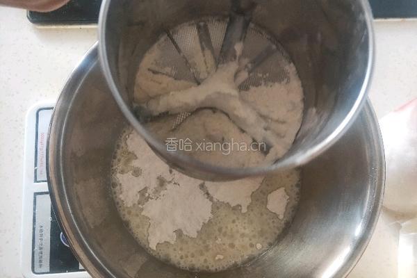 古早蛋糕的做法图解2