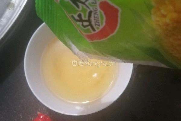 电饭煲蒸鸡的做法图解4