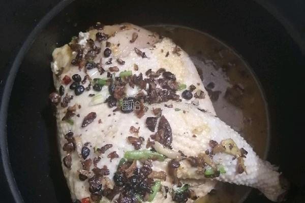 电饭煲蒸鸡的做法图解6