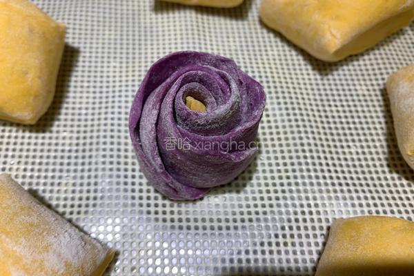 花色玫瑰馒头的做法图解12