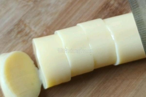 蒸虾仁樱肉豆腐的做法图解7