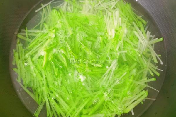炸萝卜丸子的做法图解4