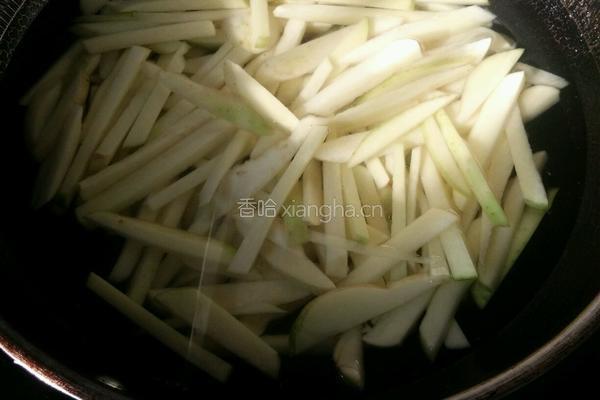 空气炸锅薯条的做法图解3