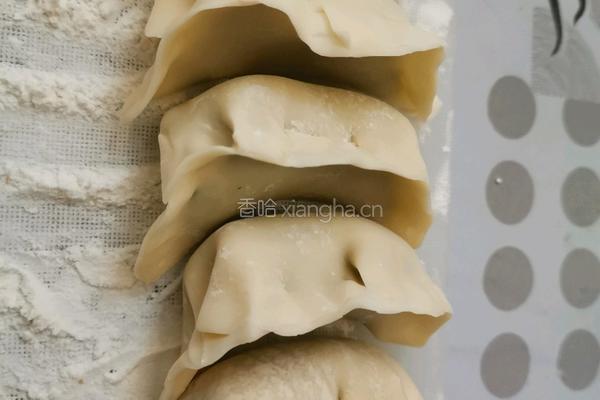 茴香饺子越吃越香的做法图解3
