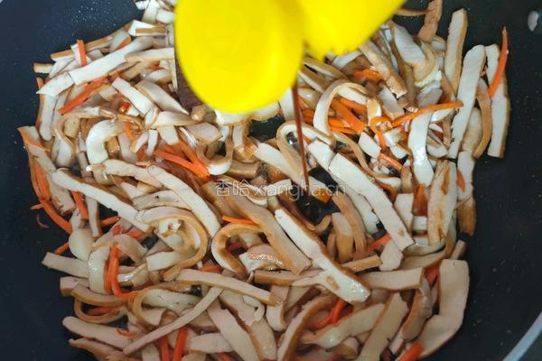 韭菜炒豆腐干的做法图解8