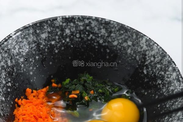 胡萝卜菠菜蛋饼的做法图解5