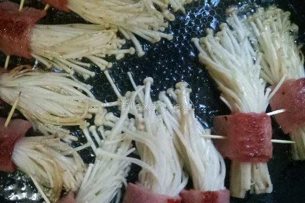 培根金针菇的做法图解8