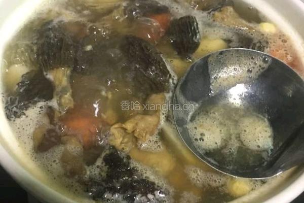 羊肚菌排骨汤的做法图解5