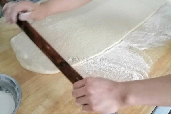 超级好吃的发面小糖饼的做法图解2