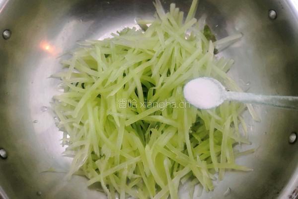 莴笋炒鸡蛋的做法图解5
