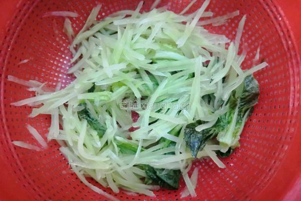 莴笋炒鸡蛋的做法图解7