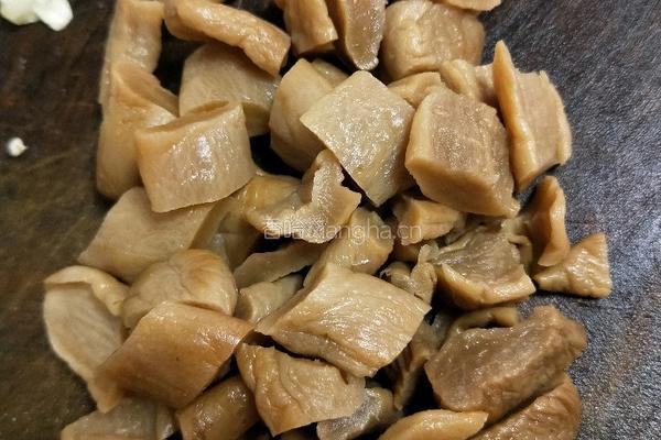 西红柿炒咸萝卜干的做法图解2