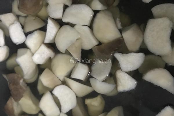 杏鲍菇炒肉片的做法图解4