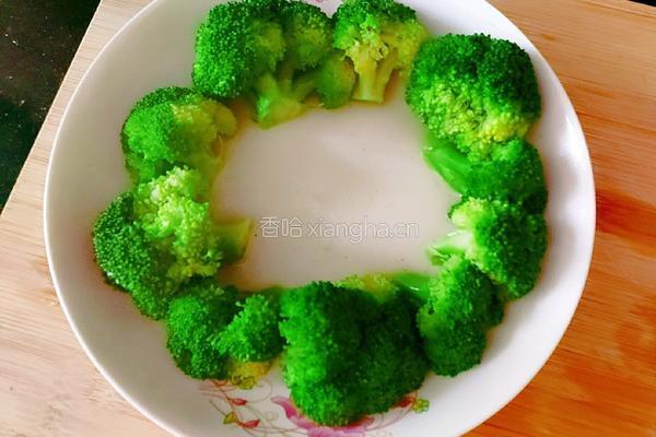 西兰花蒸番茄的做法图解5