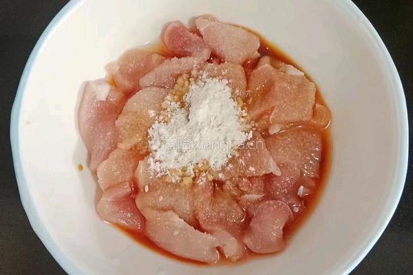 西葫芦炒肉的做法图解2