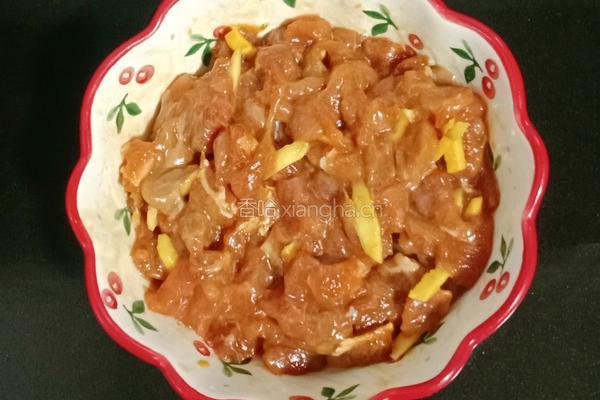牛肉粒炒豌豆的做法图解3