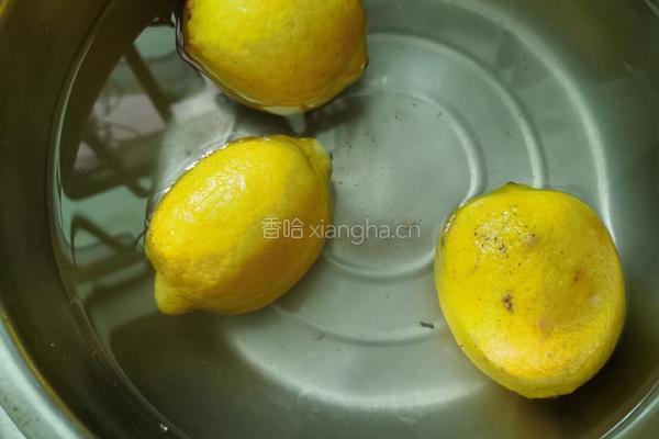 冰糖柠檬浆的做法图解1