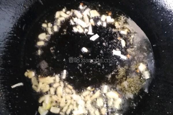 香椿炒鸡蛋的做法图解3