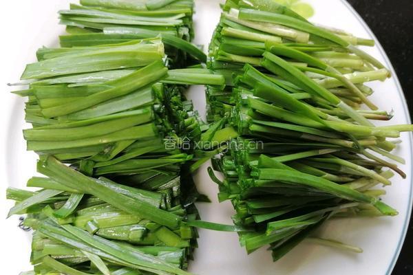 韭菜炒虾仁的做法图解3