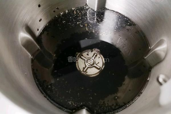 黑豆黑芝麻燕麦米米糊的做法图解3