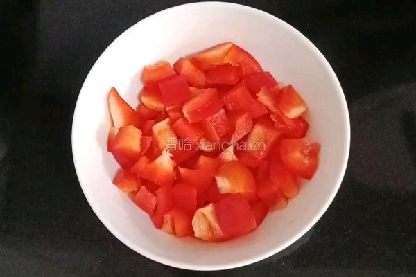芹菜丁炒牛肉的做法图解7