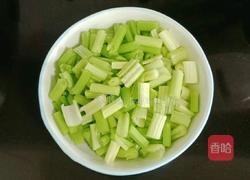 芹菜丁炒牛肉的做法图解8