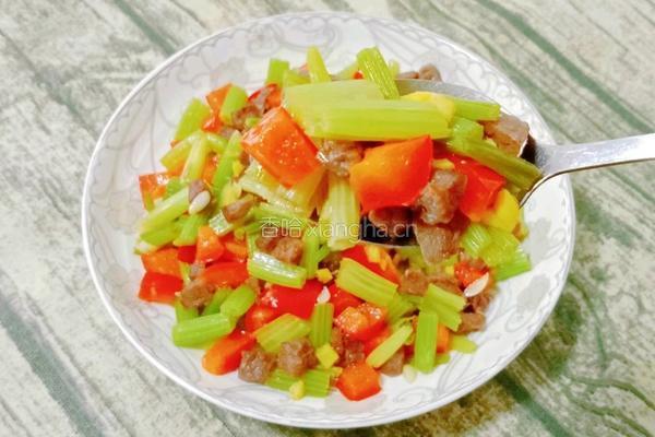芹菜丁炒牛肉的做法图解19