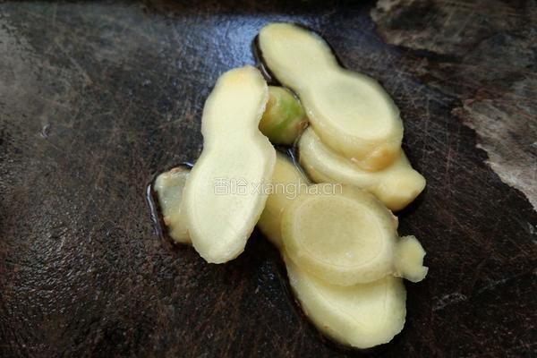 喝汤必喝的♥鲫鱼豆腐汤的做法图解2