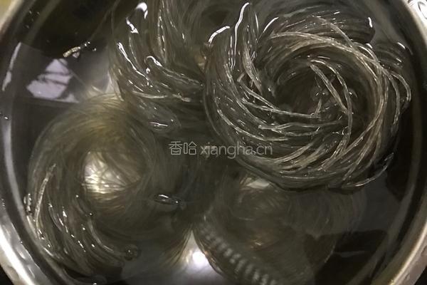 酸辣粉的做法图解2