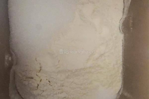 波兰种超软奶香吐司的做法图解2
