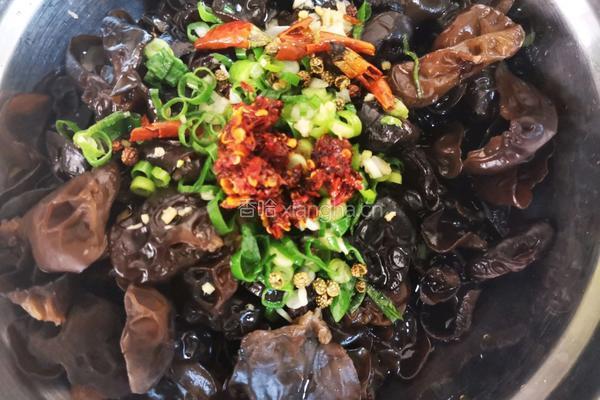 凉拌木耳的做法图解6
