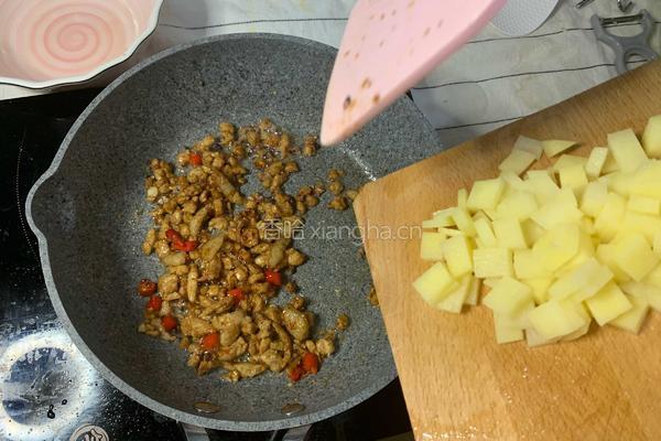 土豆肉沫拌饭的做法图解6